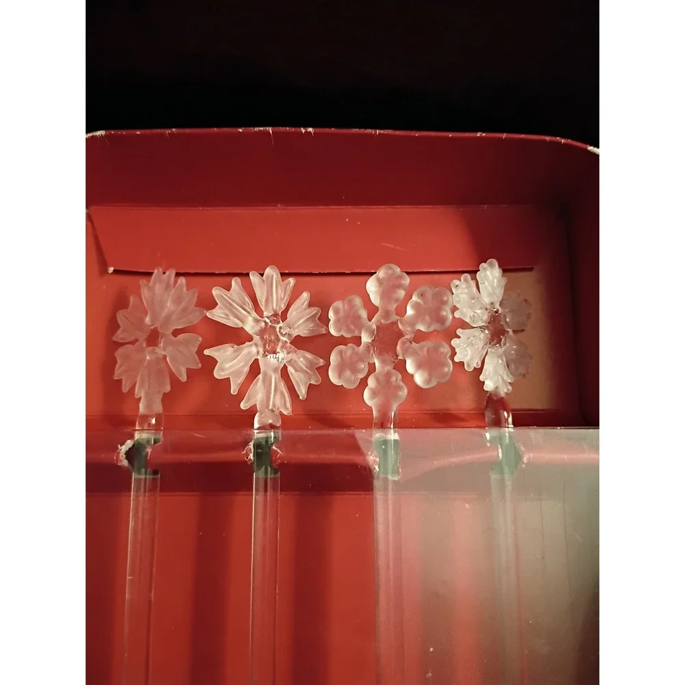 Pier 1 Imports Glass Snowflake Swizzle Sticks Set 4 & Holiday Wine Charms